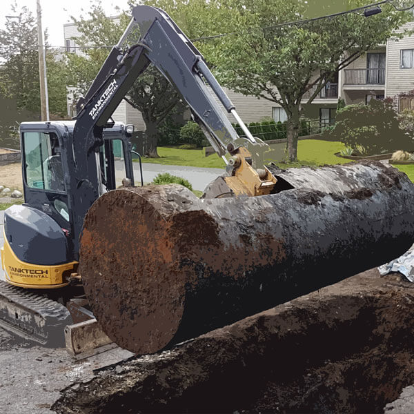 https://tanktech.ca/wp-content/uploads/2018/03/2_oil_tank_removal_web.jpg